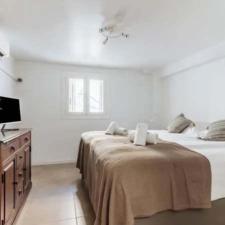 Beau Rez De Jardin- Suquet - Clim- Calme - Lumineux- 15 Minutes Palais Des Festival Lejlighed Cannes